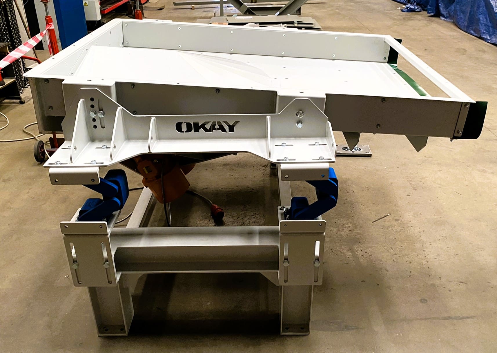 Vibratory Feeders - OKAY Engineering Services Ltd.